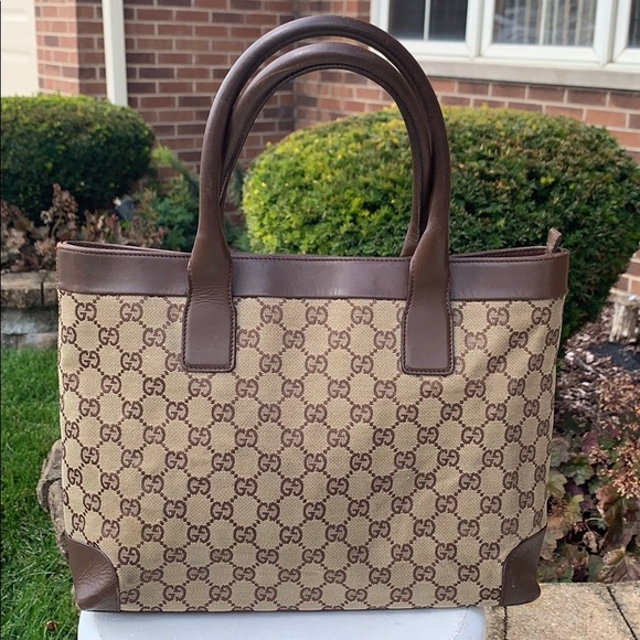 Gucci Handbags - Gucci Gg canvas leather Tan & brown tote 002-1119